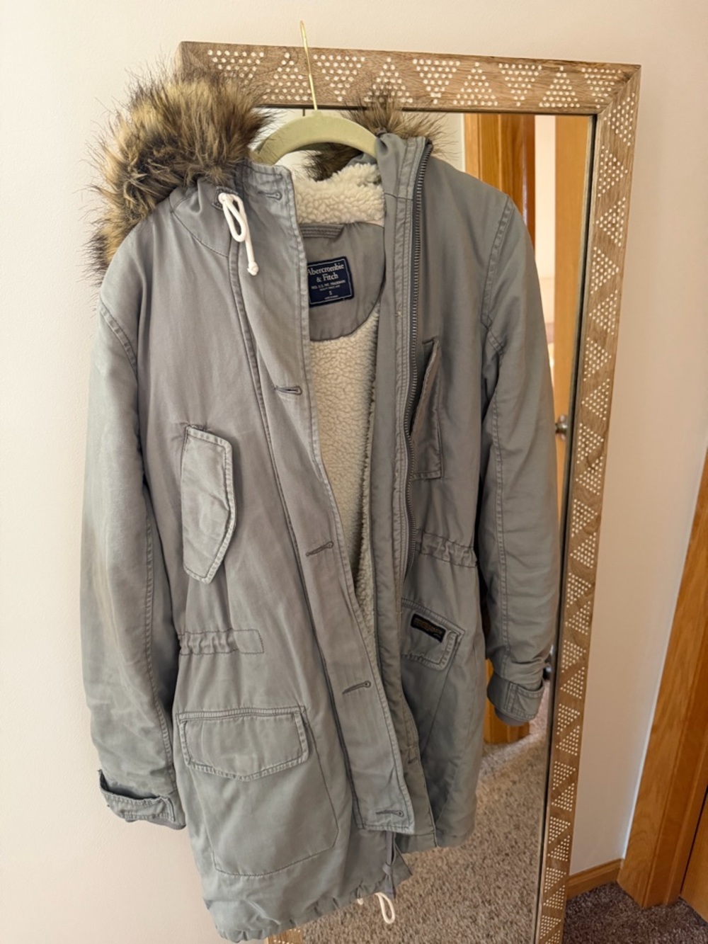 Abercrombie & Fitch Light Gray Sherpa-Lined Parka with Faux Fur Hood